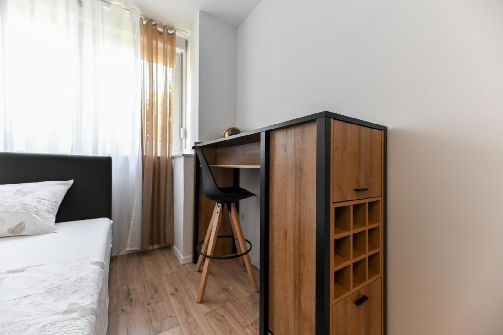 Newly Renovated Apartment Luce Zara Esterno foto